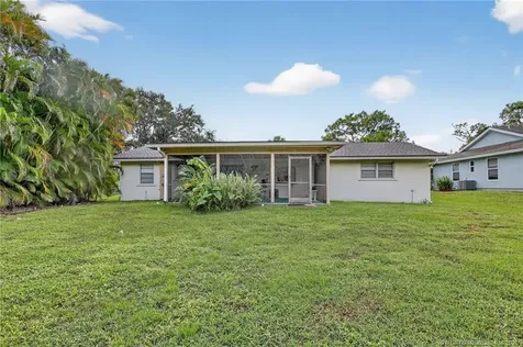 6299 SE Poinciana Lane Hobe Sound FL 33455