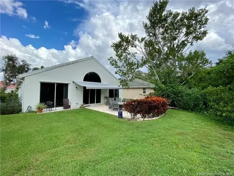 3198 SE Carrick Green Court Port St Lucie FL 34952