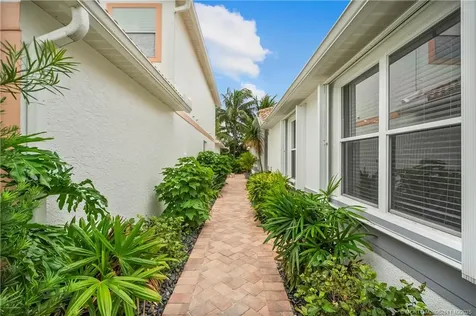 107 Pepper Lane Jensen Beach FL 34957