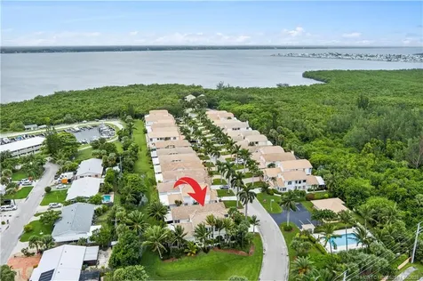 107 Pepper Lane Jensen Beach FL 34957