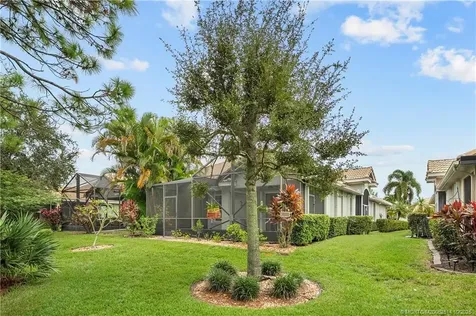 620 NW Red Pine Way Jensen Beach FL 34957