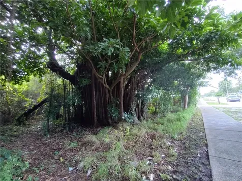 5470 SE Ebbtide Avenue Stuart FL 34997