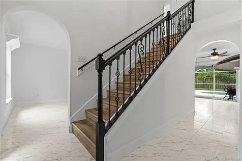 2452 SE Victory Avenue Port St Lucie FL 34952