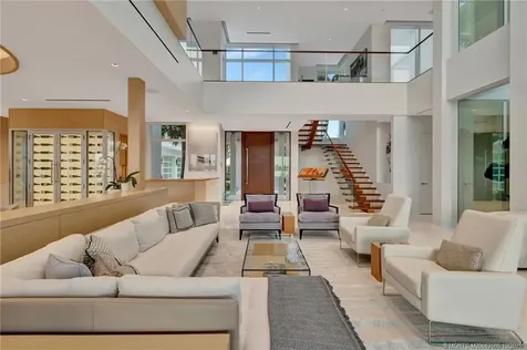 6900 SE Harbor Circle Stuart FL 34996