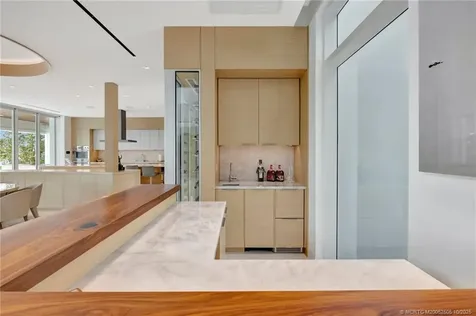 6900 SE Harbor Circle Stuart FL 34996