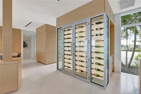 6900 SE Harbor Circle Stuart FL 34996