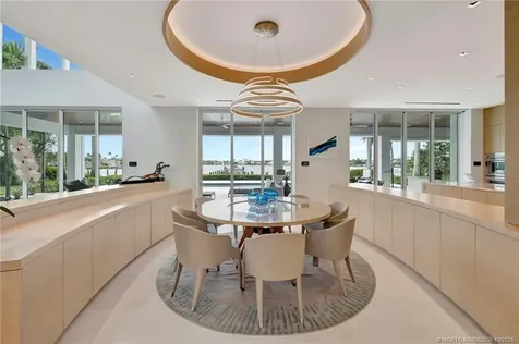 6900 SE Harbor Circle Stuart FL 34996