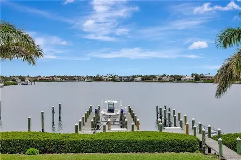 6900 SE Harbor Circle Stuart FL 34996