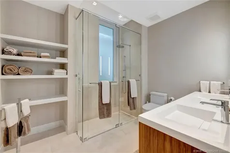 6900 SE Harbor Circle Stuart FL 34996