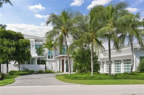 6900 SE Harbor Circle Stuart FL 34996