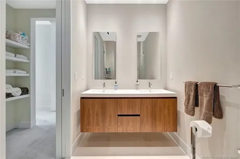 6900 SE Harbor Circle Stuart FL 34996