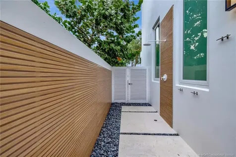 6900 SE Harbor Circle Stuart FL 34996