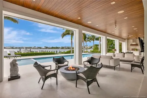 6900 SE Harbor Circle Stuart FL 34996