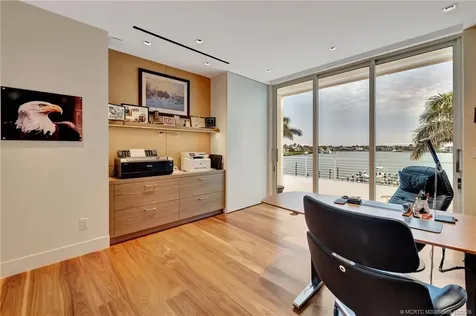 6900 SE Harbor Circle Stuart FL 34996