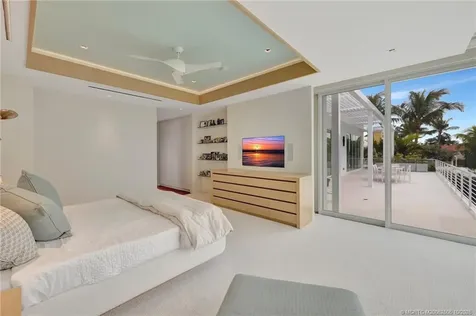 6900 SE Harbor Circle Stuart FL 34996