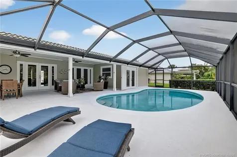 3353 SE Fairway E Stuart FL 34997