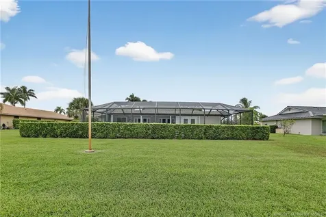 3353 SE Fairway E Stuart FL 34997