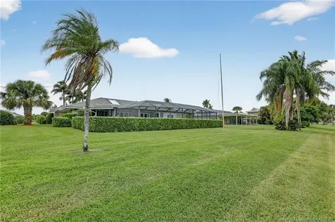 3353 SE Fairway E Stuart FL 34997