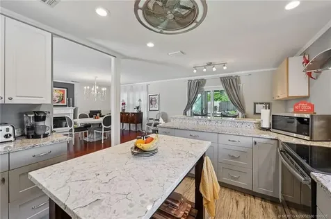 1871 SE Wexford Court Port St Lucie FL 34952