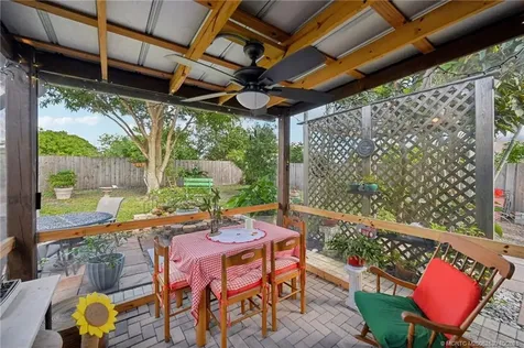 1871 SE Wexford Court Port St Lucie FL 34952