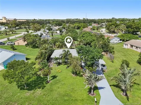 1871 SE Wexford Court Port St Lucie FL 34952