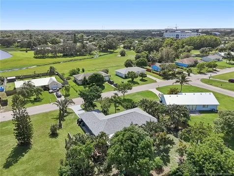 1871 SE Wexford Court Port St Lucie FL 34952