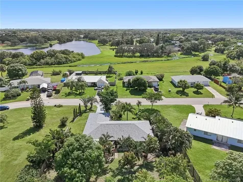 1871 SE Wexford Court Port St Lucie FL 34952