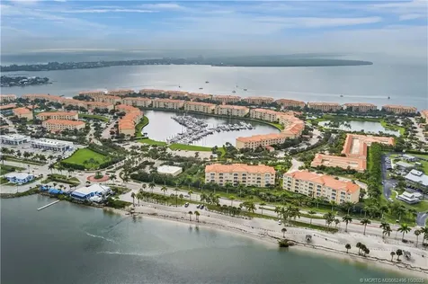 36 Harbour Isle Drive W Fort Pierce FL 34949