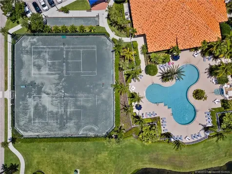 36 Harbour Isle Drive W Fort Pierce FL 34949