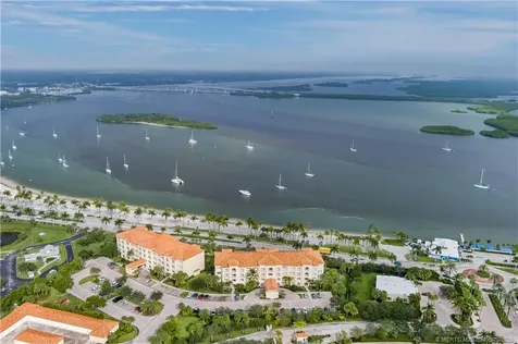 36 Harbour Isle Drive W Fort Pierce FL 34949