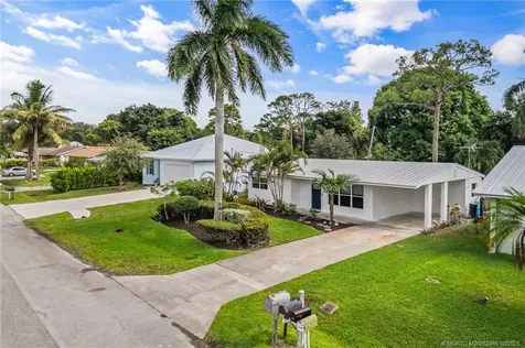 3156 SE Mimosa Street Stuart FL 34997