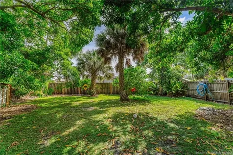 3156 SE Mimosa Street Stuart FL 34997