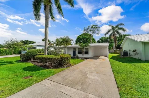 3156 SE Mimosa Street Stuart FL 34997