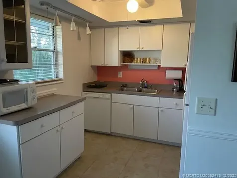 2929 SE Ocean Boulevard Stuart FL 34996