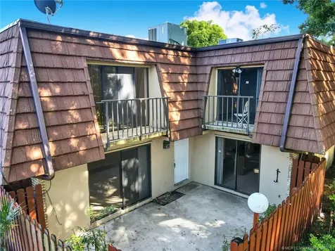 1458 N Lawnwood Circle Fort Pierce FL 34950