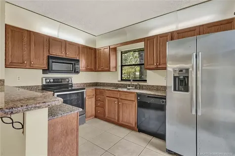 1458 N Lawnwood Circle Fort Pierce FL 34950