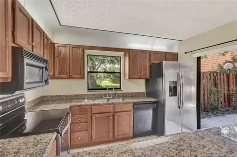 1458 N Lawnwood Circle Fort Pierce FL 34950