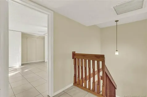 1458 N Lawnwood Circle Fort Pierce FL 34950