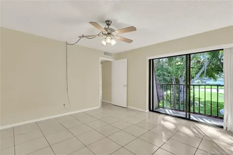 1458 N Lawnwood Circle Fort Pierce FL 34950