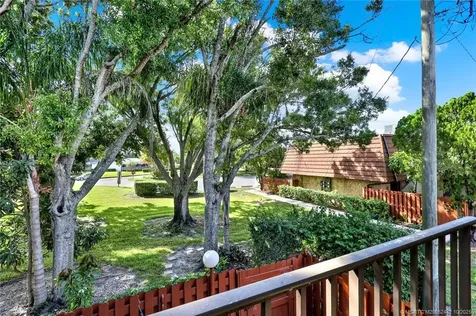 1458 N Lawnwood Circle Fort Pierce FL 34950