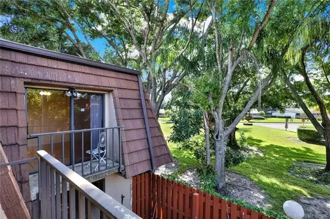 1458 N Lawnwood Circle Fort Pierce FL 34950