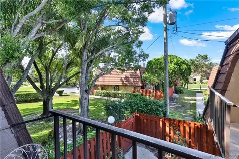 1458 N Lawnwood Circle Fort Pierce FL 34950