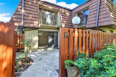 1458 N Lawnwood Circle Fort Pierce FL 34950