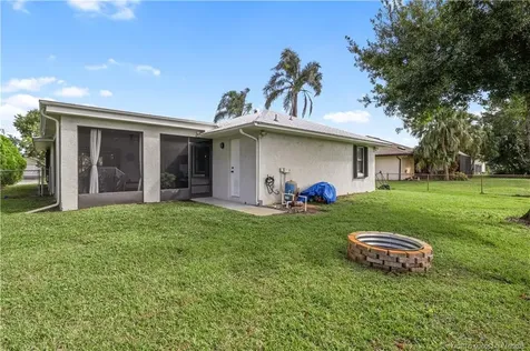 838 SE Cavern Avenue Port St Lucie FL 34983