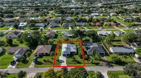 838 SE Cavern Avenue Port St Lucie FL 34983