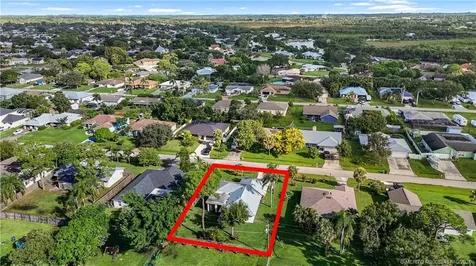 838 SE Cavern Avenue Port St Lucie FL 34983