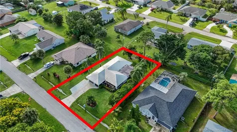 838 SE Cavern Avenue Port St Lucie FL 34983