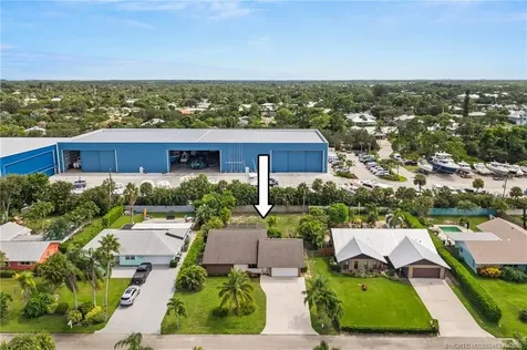 4726 SE Manatee Terrace Stuart FL 34997