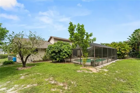 4726 SE Manatee Terrace Stuart FL 34997