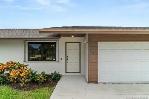 4726 SE Manatee Terrace Stuart FL 34997
